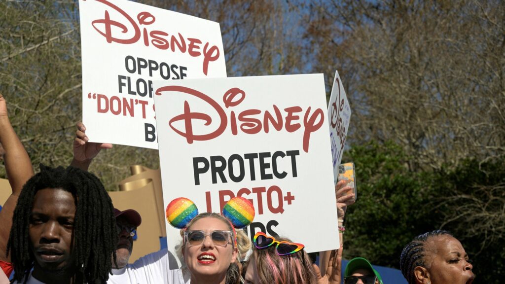 No-digas-Gay-Disney-Pixar-Florida