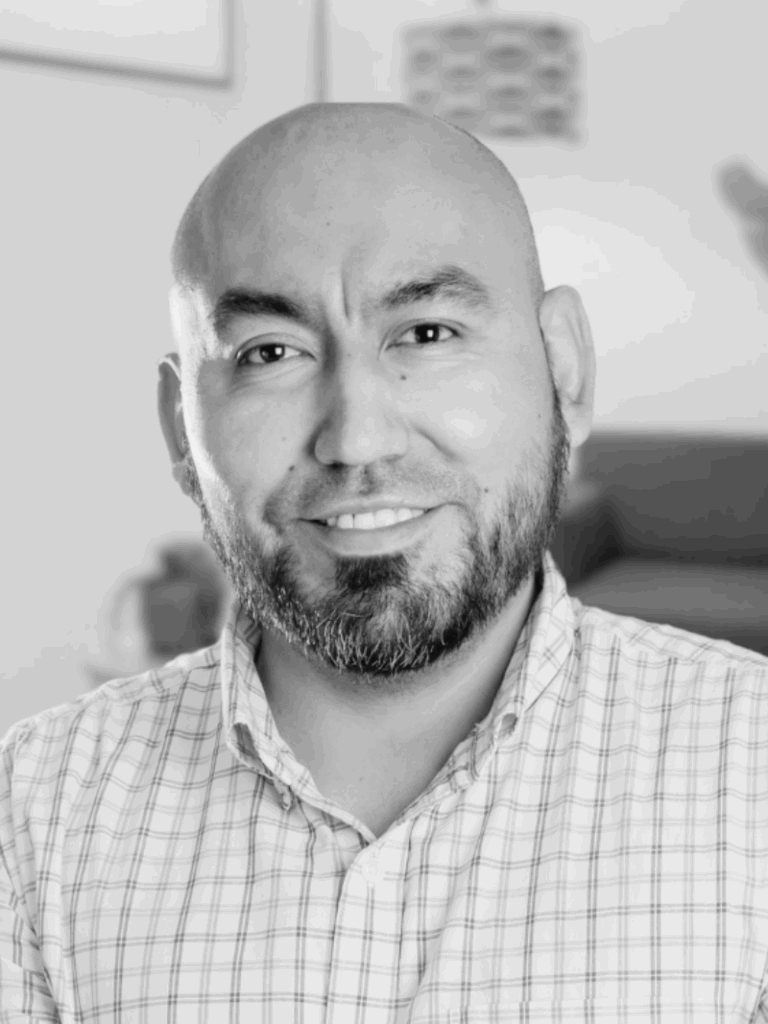 Perfiles terapeutas 9 Juan Pablo Romo